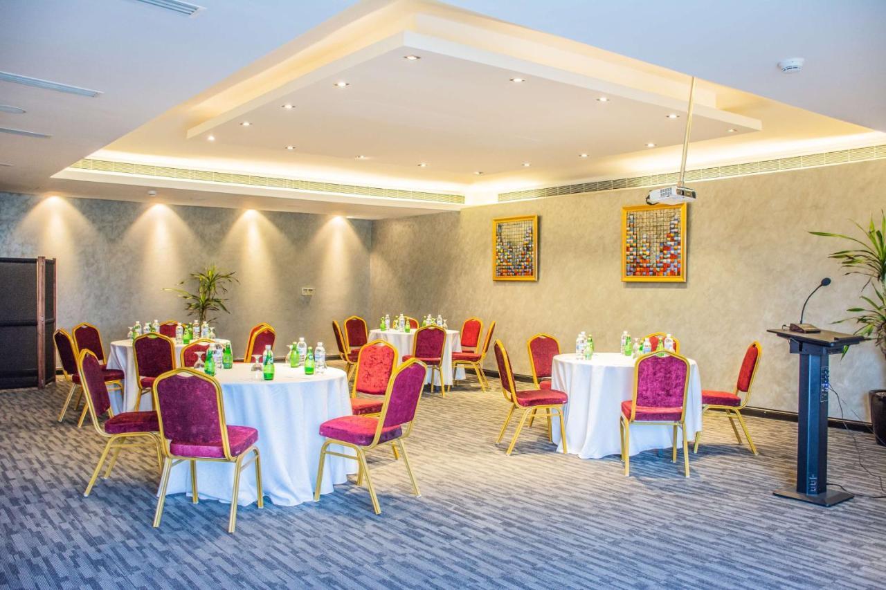 Radisson Blu Resort, Al Khobar Half Moon Bay Eksteriør bilde Meeting room