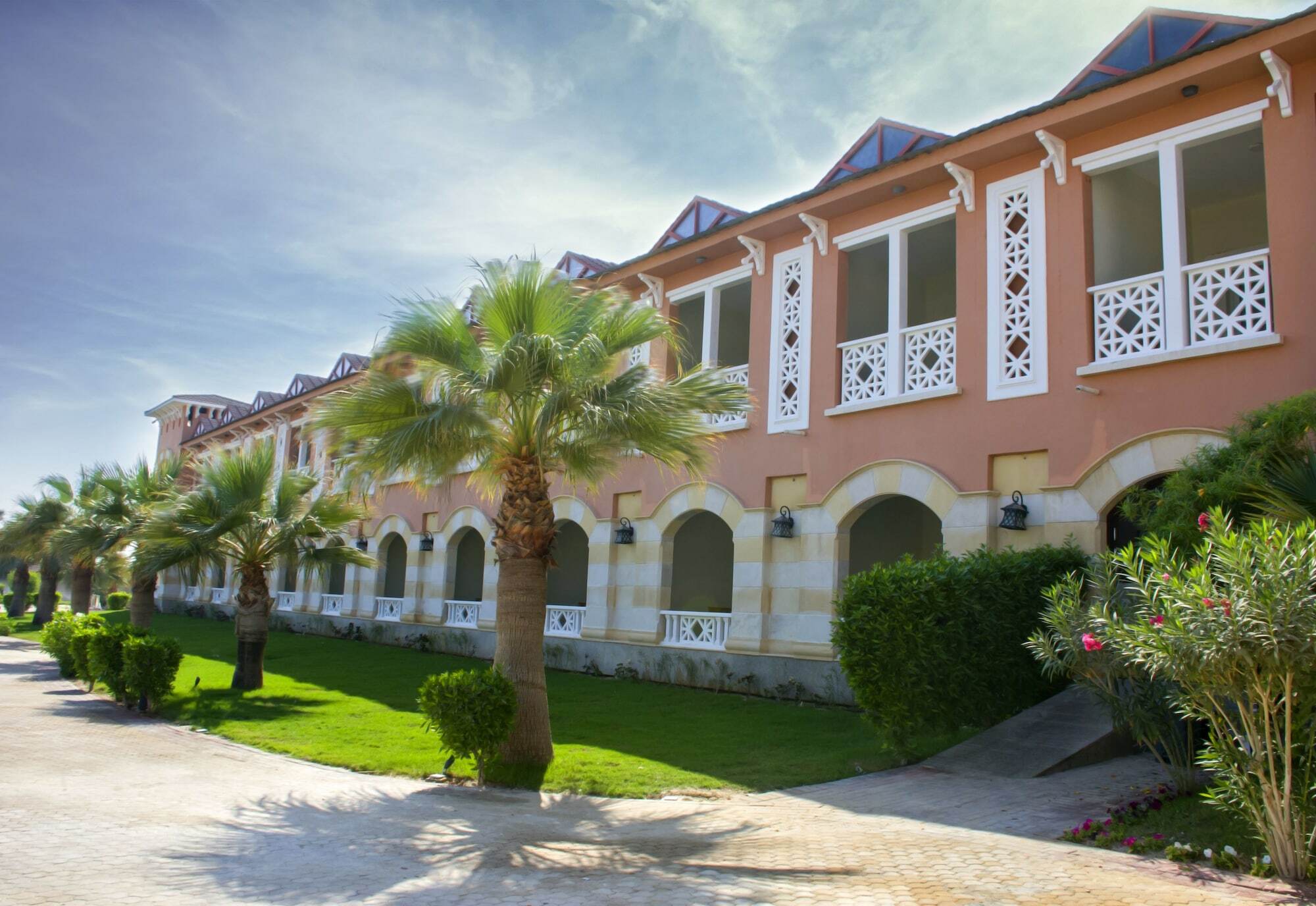 Radisson Blu Resort, Al Khobar Half Moon Bay Eksteriør bilde A typical hotel in Antalya